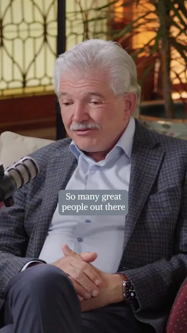 Some of the best techniques don’t come from conferences or textbooks—they come from watching other surgeons work. HUGS Foundation missions put brilliant minds in the same OR, and that’s where the real learning happens.

💬 The mission work stories are incredible—comment POD to hear more